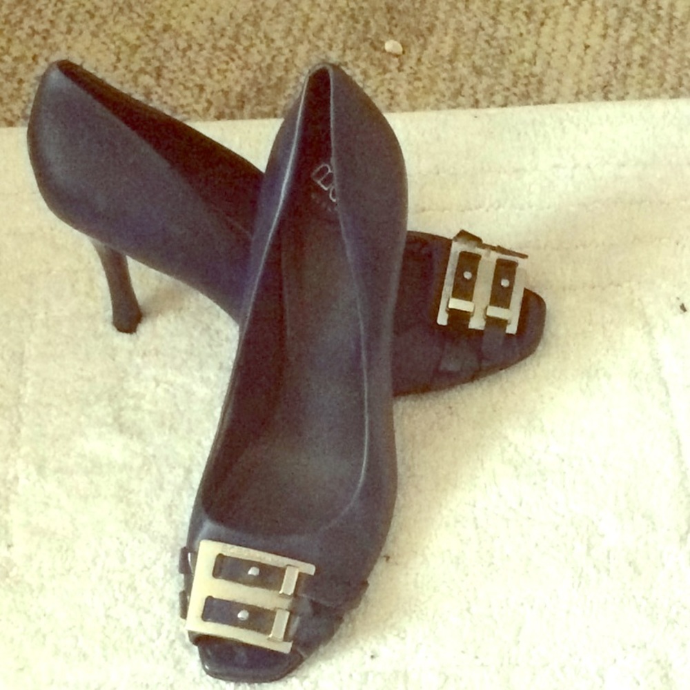 Women’s shoes